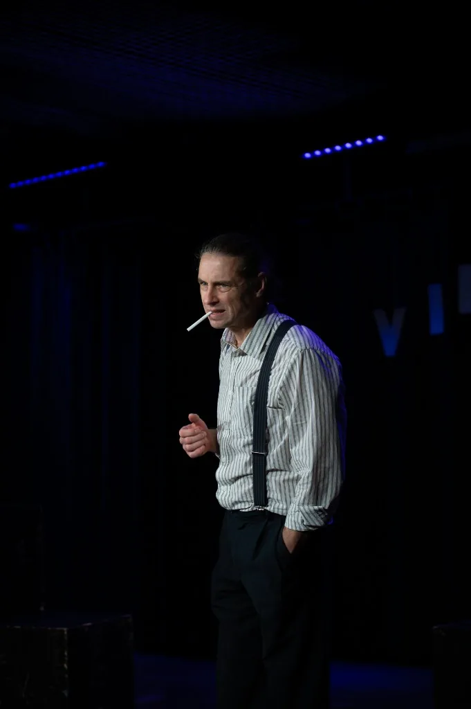 Show photo #8